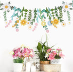 guirlande décorative florale couleurs vives camomille marguerite feuilles stylisées anniversaire enfant classe festive joyeuse