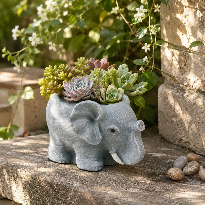 pots fleurs forme éléphant gris clair aspect texturé effet pierre decoratif animalier succulentes differentes