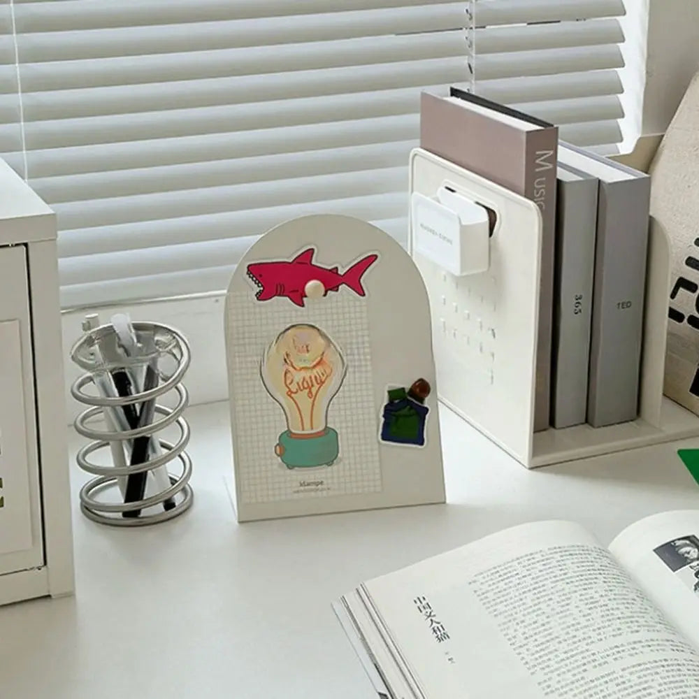 support livre violet compartiment stylos fleurs relief moderne pratique maison
