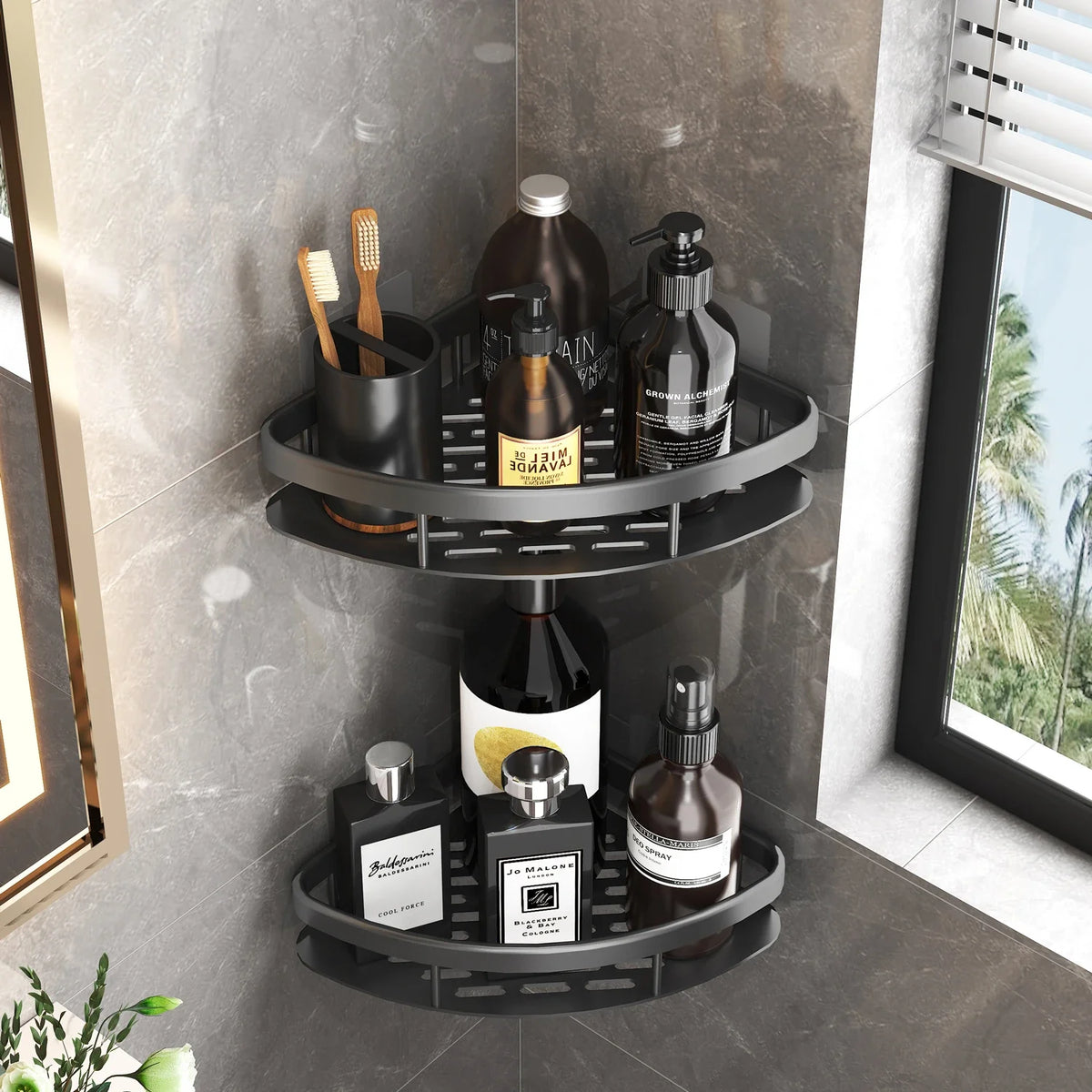 étagère douche adhésive moderne noir mat bouteilles parfum flacons lotions sprays brosses