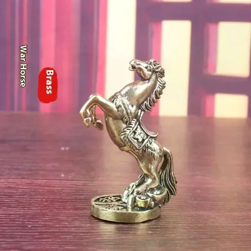 statue équestre bronze figurative détaillée traditionnelle asiatique dorée décoration maison