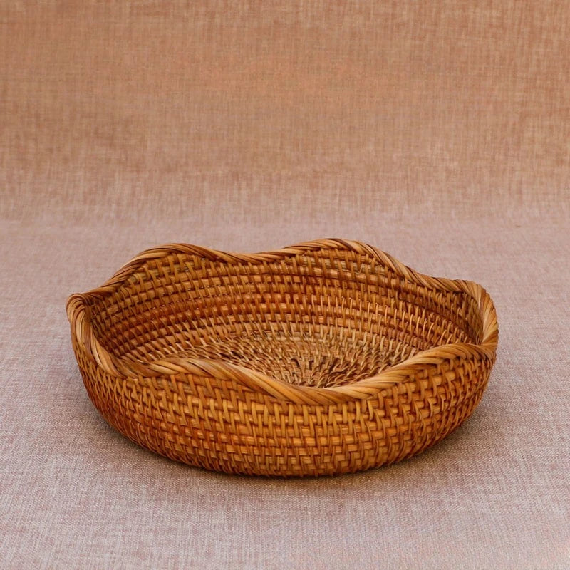 panier tissé rustique bohème rotin marron clair utilisation multiple décoration maison fruit eau arrondi