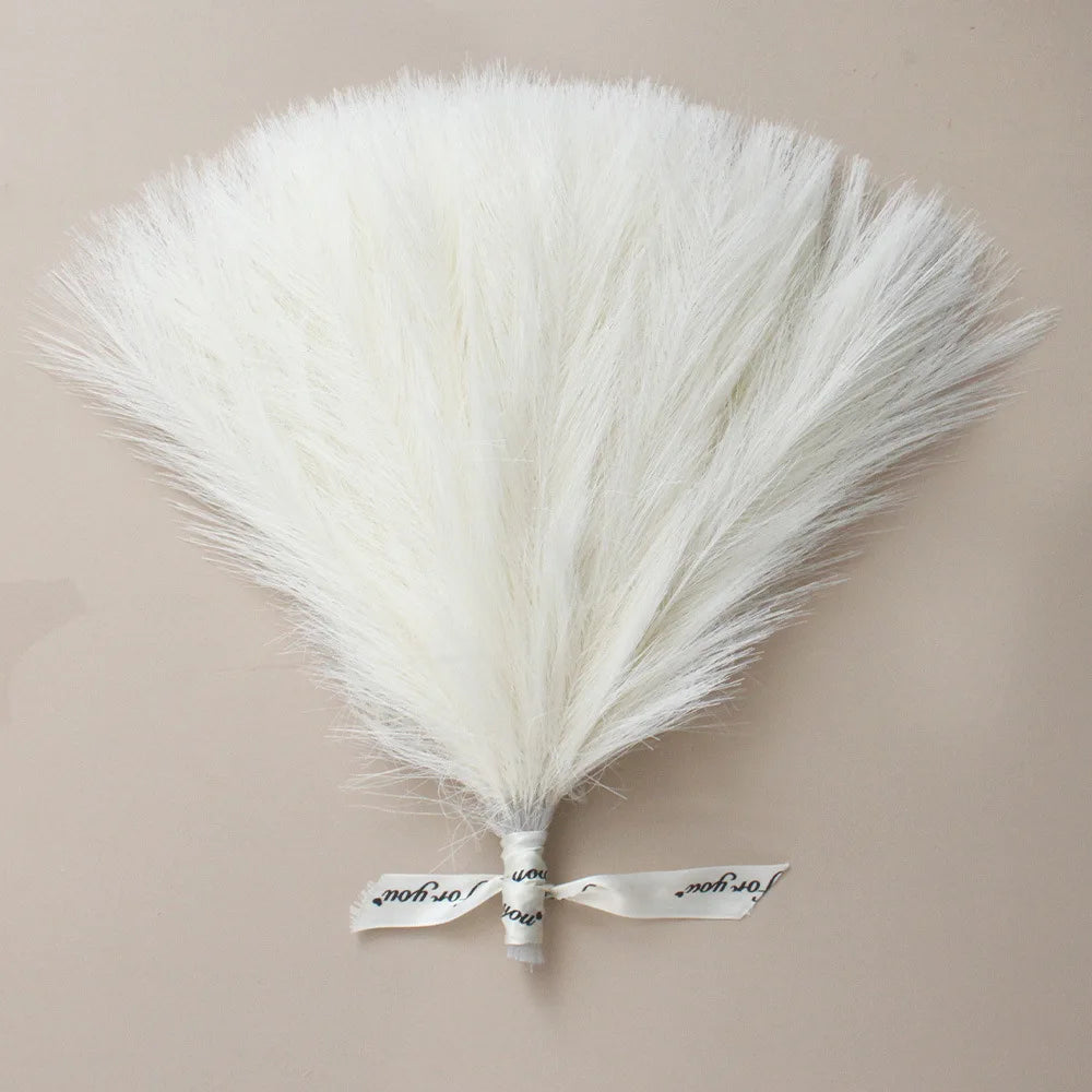 plumes artificielles modernes couleurs beige blanc rose bleu texture naturelle minimaliste