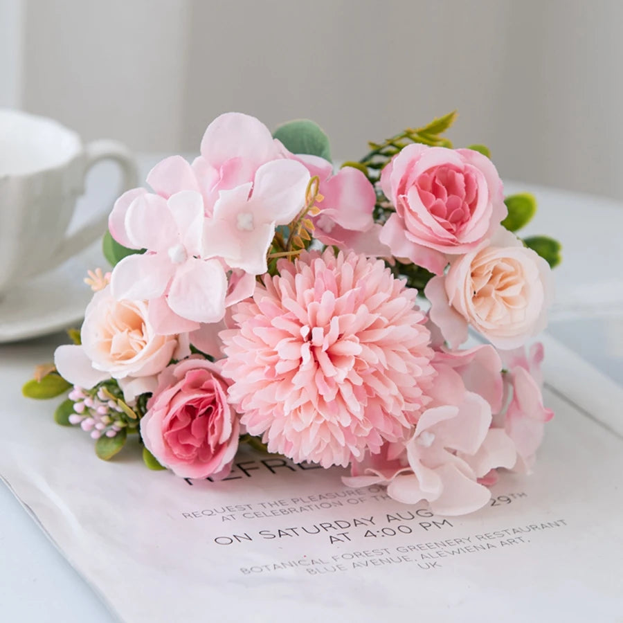 décoration extérieure bouquet fleurs artificielles roses dahlias mariage anniversaire transparent moderne