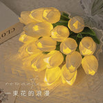 décoration intérieure moderne bouquet tulipes lumineuses orange jaune rose adhésif anniversaire mariage
