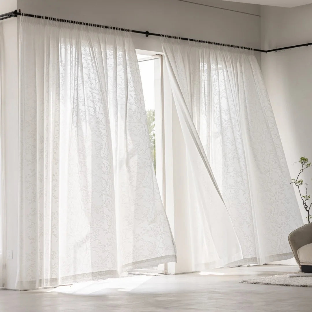 rideau fenêtre moderne blanc beige motif feuilles transparent élégant salon chambre balcon tringle