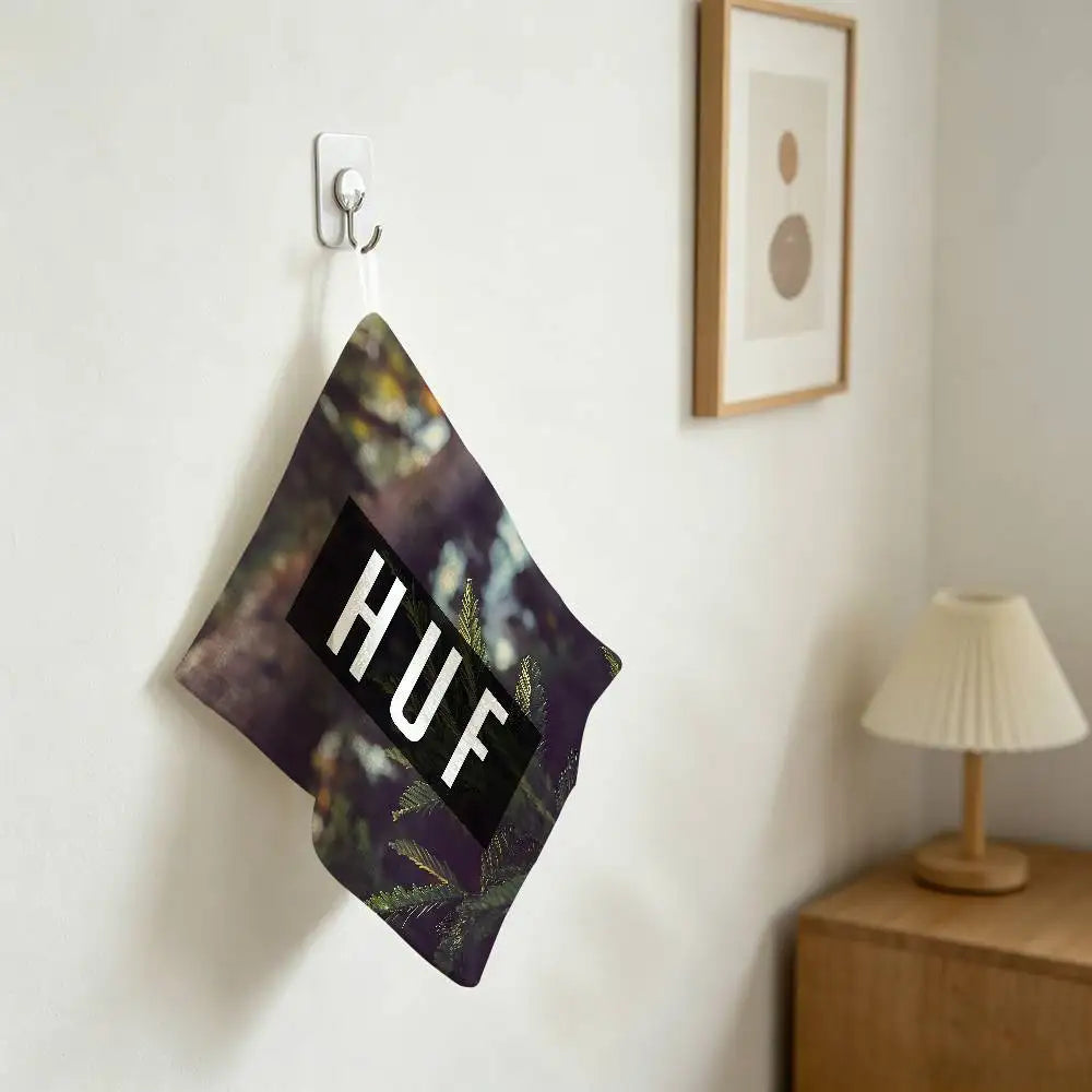 serviette toilette vert motif floral moderne crochets salle bain cuisine 25x30cm