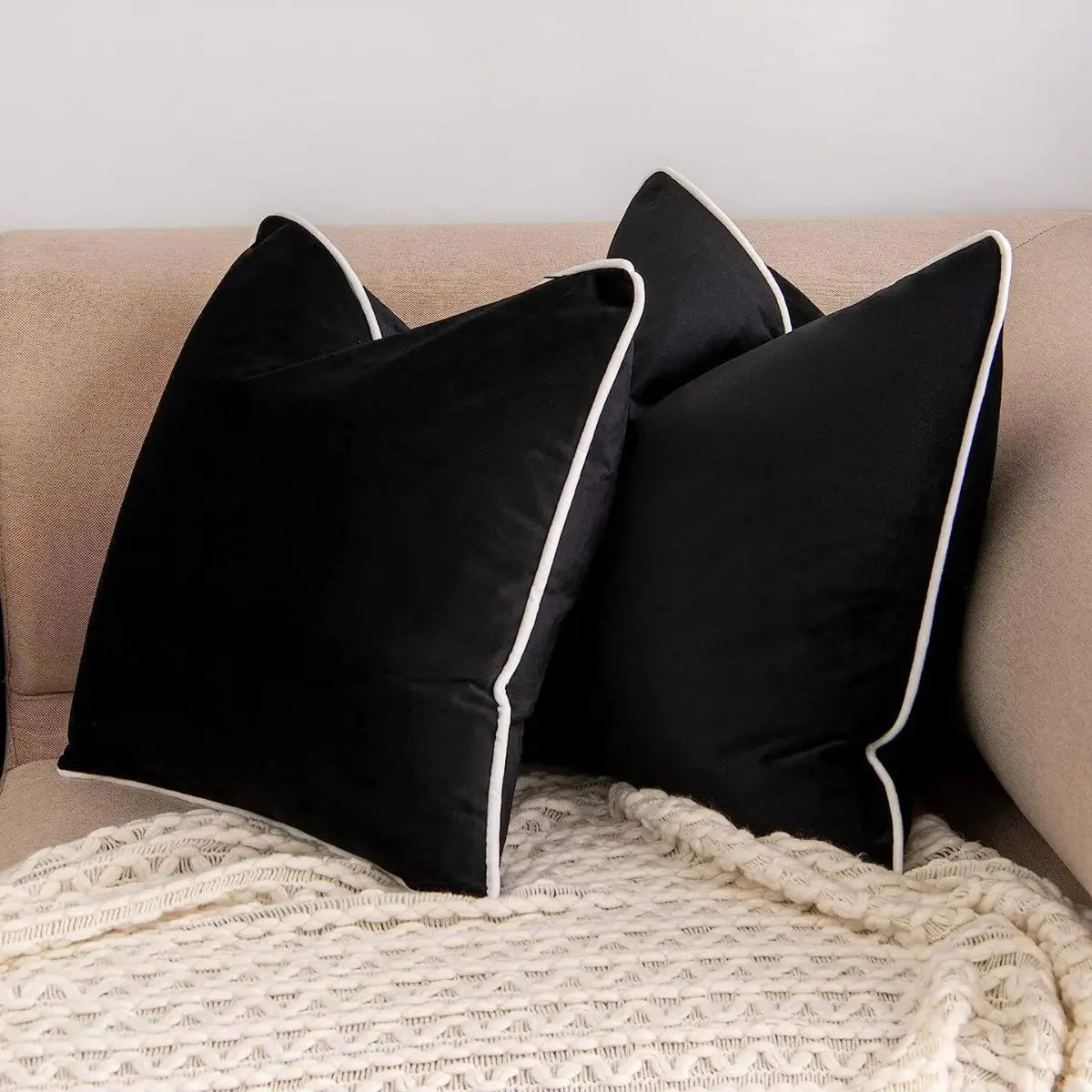 taies d'oreiller décoratives polyester noir blanc motif uni bordure blanche contemporain 30x50cm 45x45cm 50x50cm