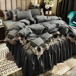 ensemble literie complet couvre lit bleu marine broderie dorée drap taies oreiller classique