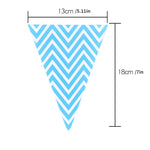décoration fête guirlande métallisée triangles fleurs artificielles vase moderne blanc or argent