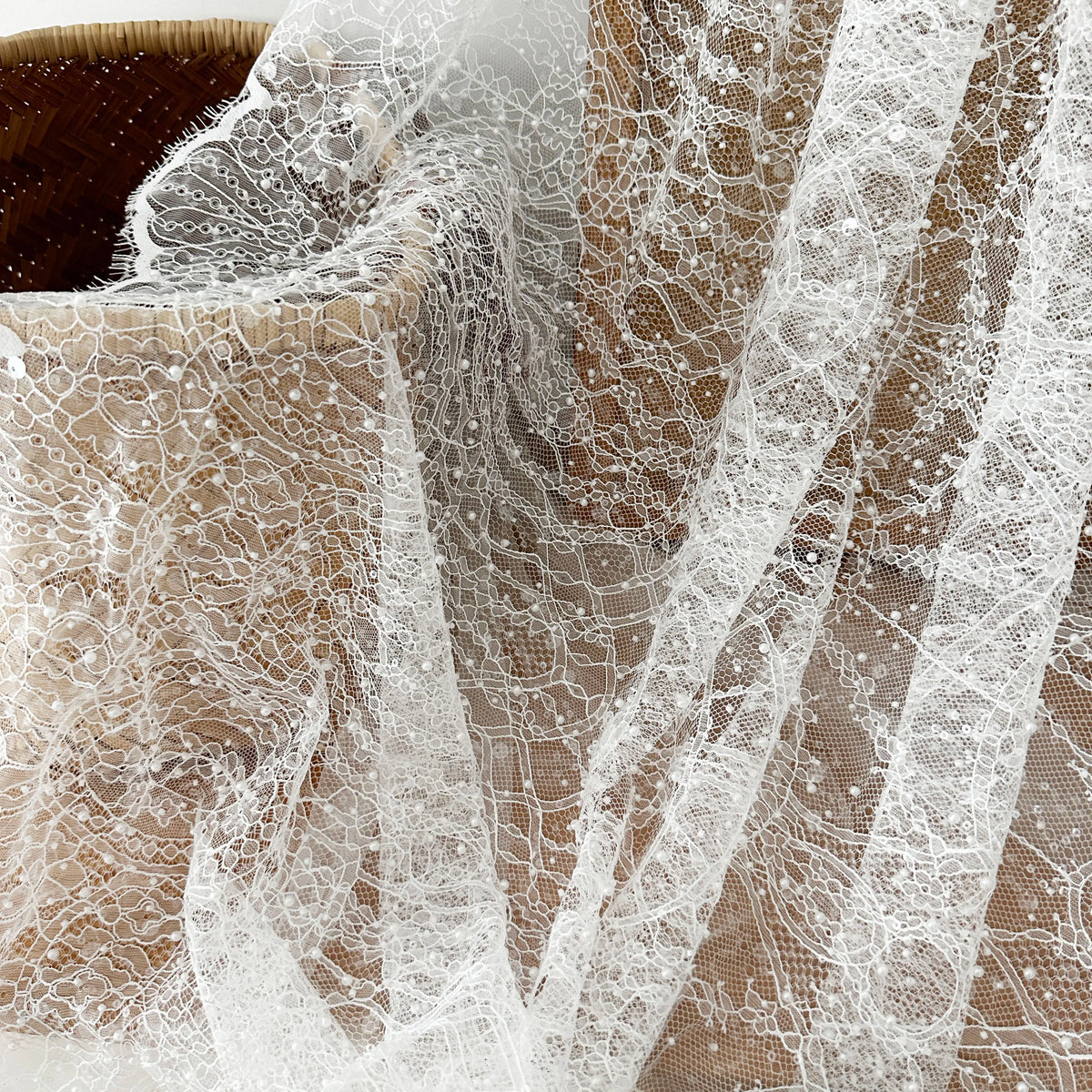 dentelle réseau blanc translucide classique tissu mariage voiles ceinture bijoux costumes echangement ecologique