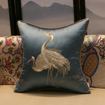 taies d'oreiller brodées oiseaux traditionnel bleu beige doré maison hospitalière imperméable respectueux environnement 45x45cm