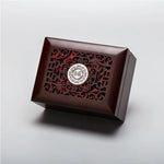 boîtes bois marron foncé boîte bijoux décoration intérieure boutons métalliques ajourés respectueux environnement classique