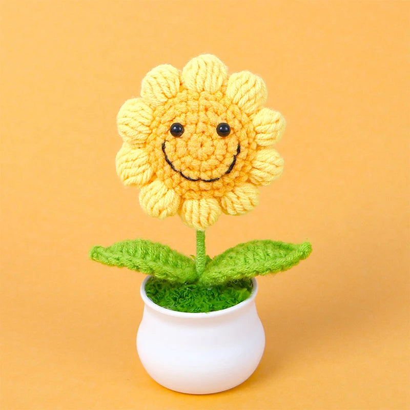 fleurs crochet jaune rose multicolore pot plastique feuilles vertes decoration maison creative enfantine