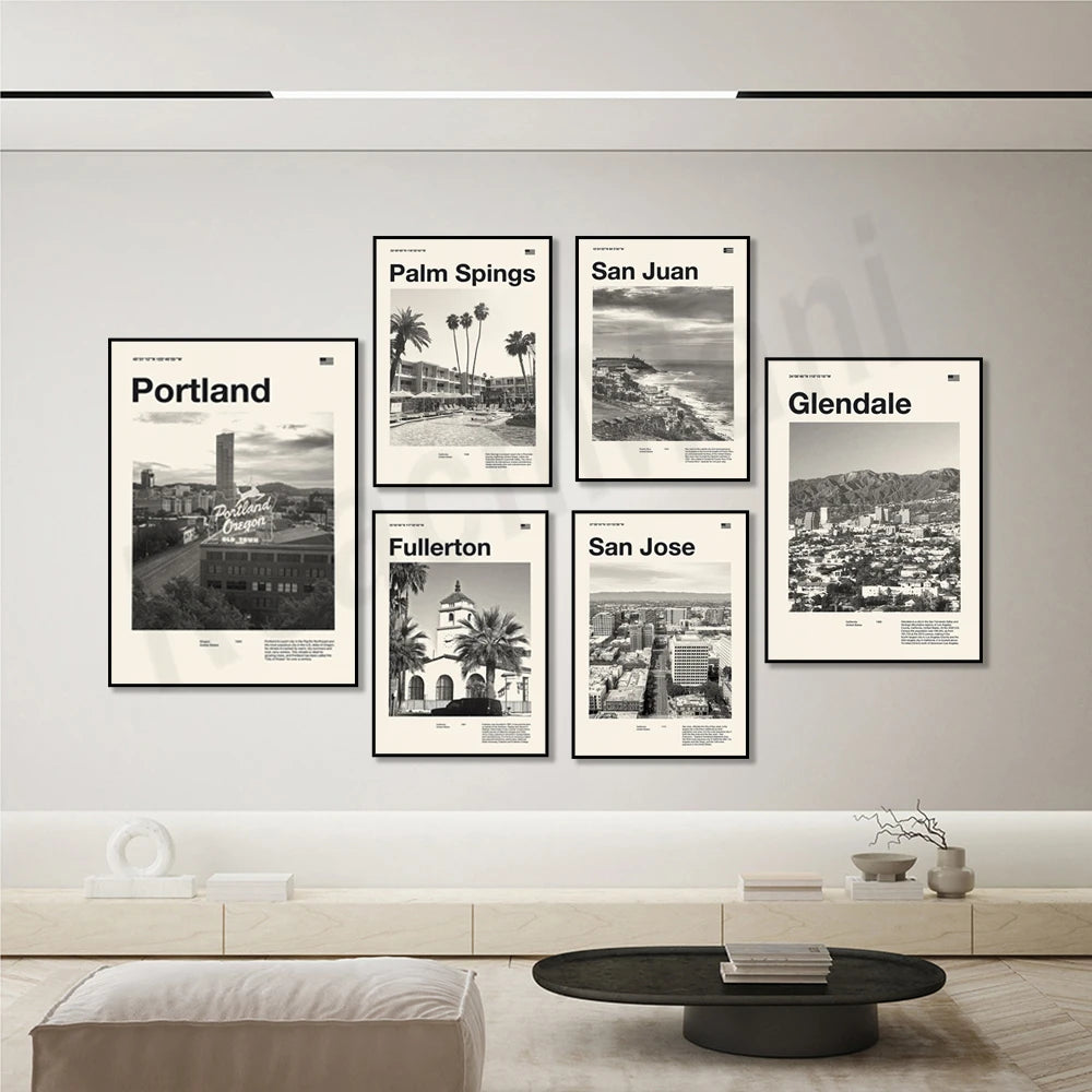 Une série d'affiches monochromes représentant différentes villes américaines, comme Portland, Palm Springs, San Juan, Fullerton et San Jose, offrant une esthétique minimaliste et vintage.
