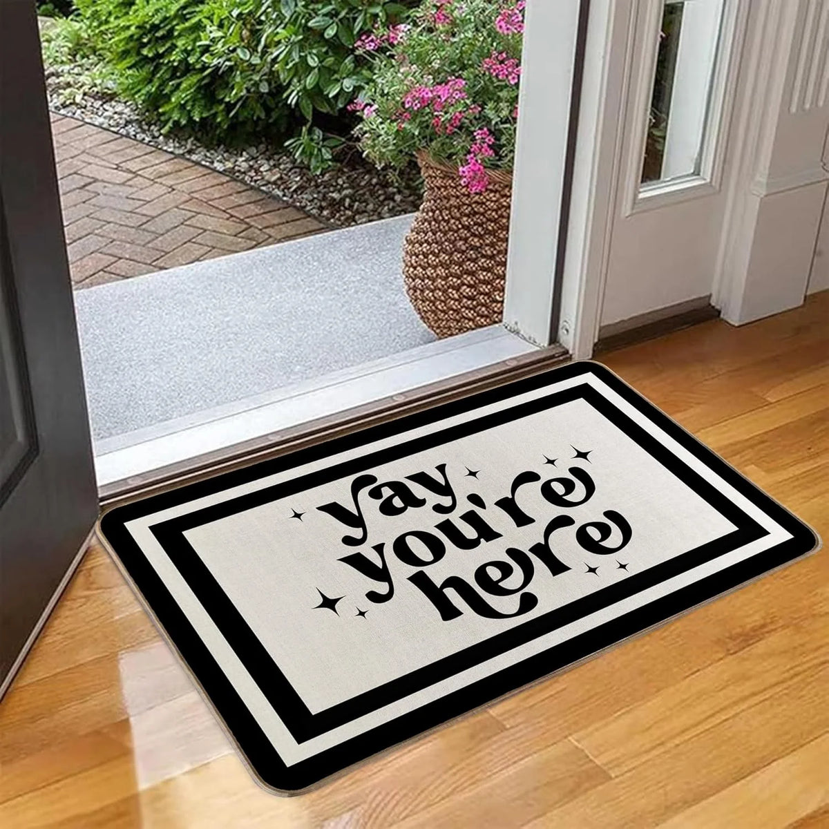 tapis moderne sol extérieur adulte polyester résistant lettres blanches fond beige bordure noire 30x50cm