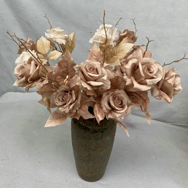bouquet artificiel roses classique décoration maison table blanc beige noir gris pale rose