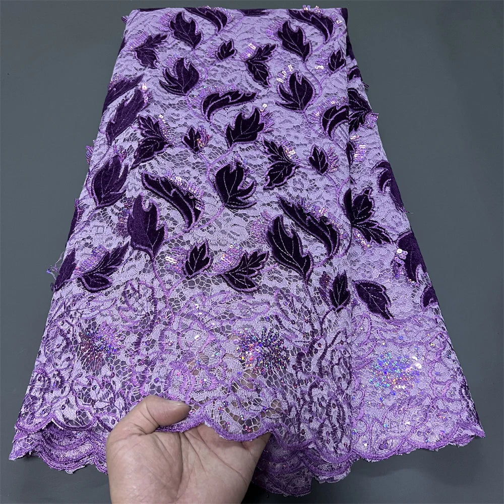 tissu dentelle violet noir rose fleurs feuilles paillettes broderie cérémonie mariage haut qualité 130cm