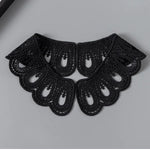 collier dentelle blanc noir ajouré classique élégant opaque accessoire mode tricot polyester coton