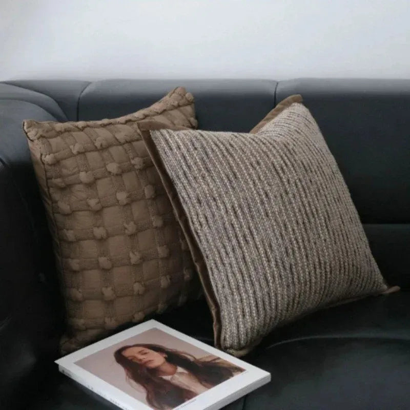 coussin carré moderne marron clair brodé polyester texture tissée nordique décoration intérieure fixations decoration