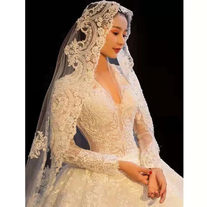 voile mariée blanc dentelle bordure broderie fine translucide classique femme mariage erotique