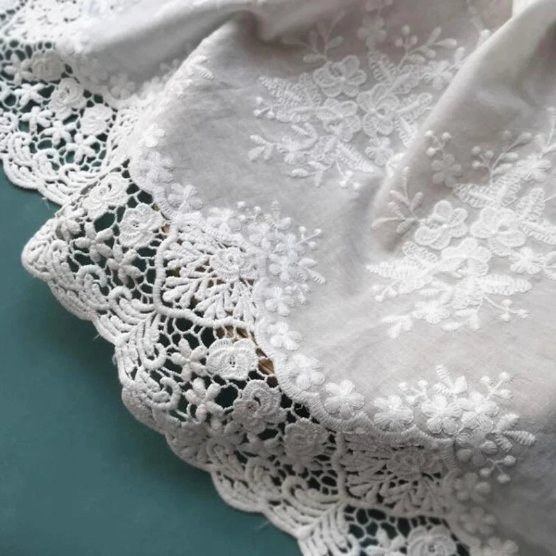 dentelle brodée fleurs feuilles tissu coton polyester blanc classique romantique 33cm large translucide écologique