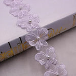 ruban decoratif brodé papillons mariage blanc rouge opacité broderie fine couture 1yard