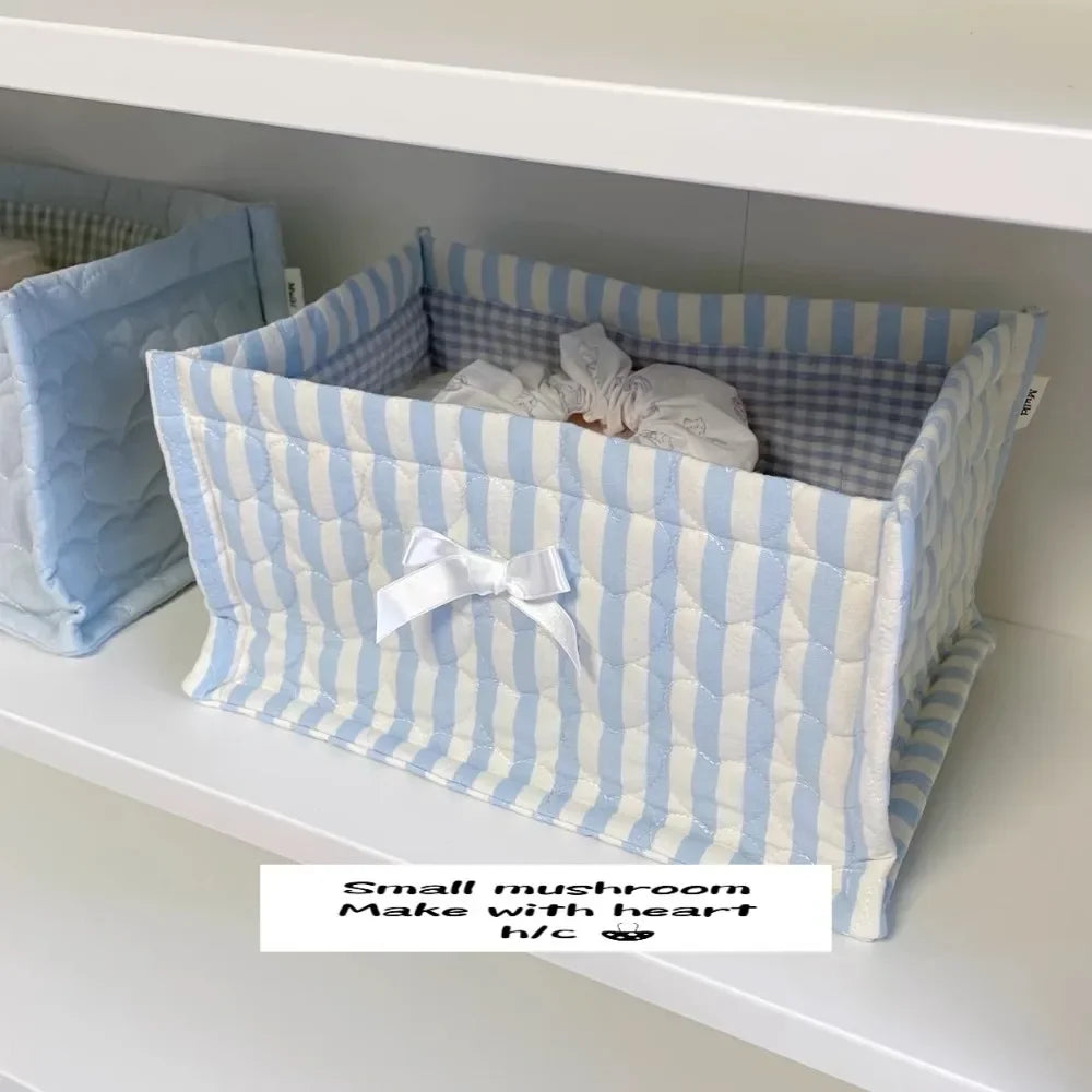 paniers rangement coton pois carreaux rayures ours rose clair blanc bleu clair beige texturé