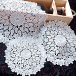 serviettes table dentelle fleurées traditionnelles réutilisables blancs opaques maison fêtes