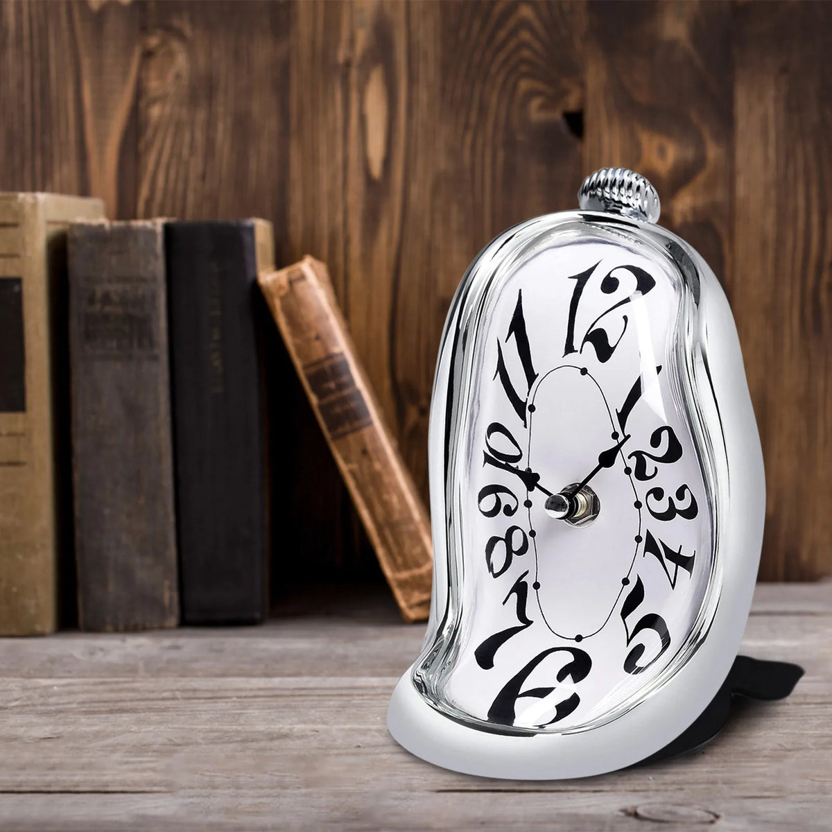 horloge murale contemporaine argentée numéros romains ondulés artistique chambre salon