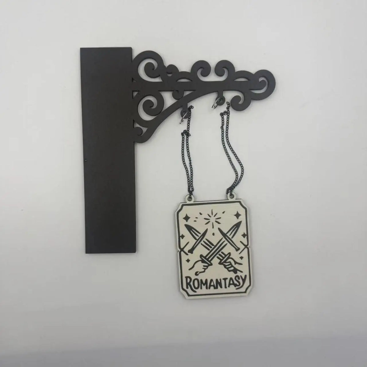 supports muraux livres pendentifs décoratifs gothiques ornements floraux arches métalliques pendentifs translucides motifs bibliothèque