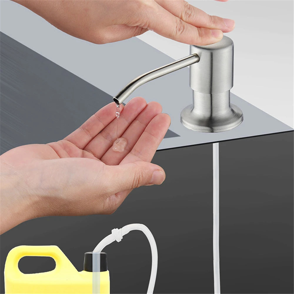 distributeur savon liquide or noir argent acier inoxydable moderne lisse fixations tube extension bouteille
