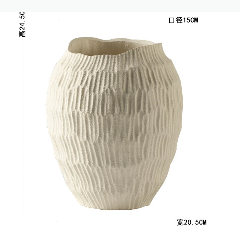 vase moderne céramique blanc rayures horizontales opacité fait main décoration maison