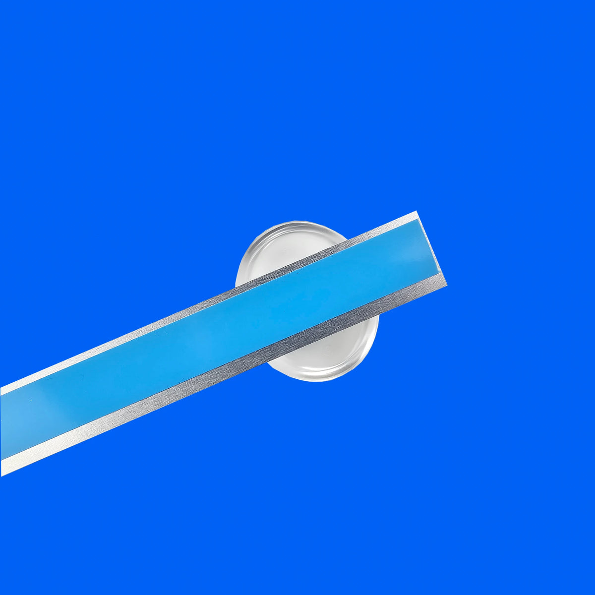 ruban led adhésif bleu blanc moderne éclairage decoration maison lisse opaquet technique