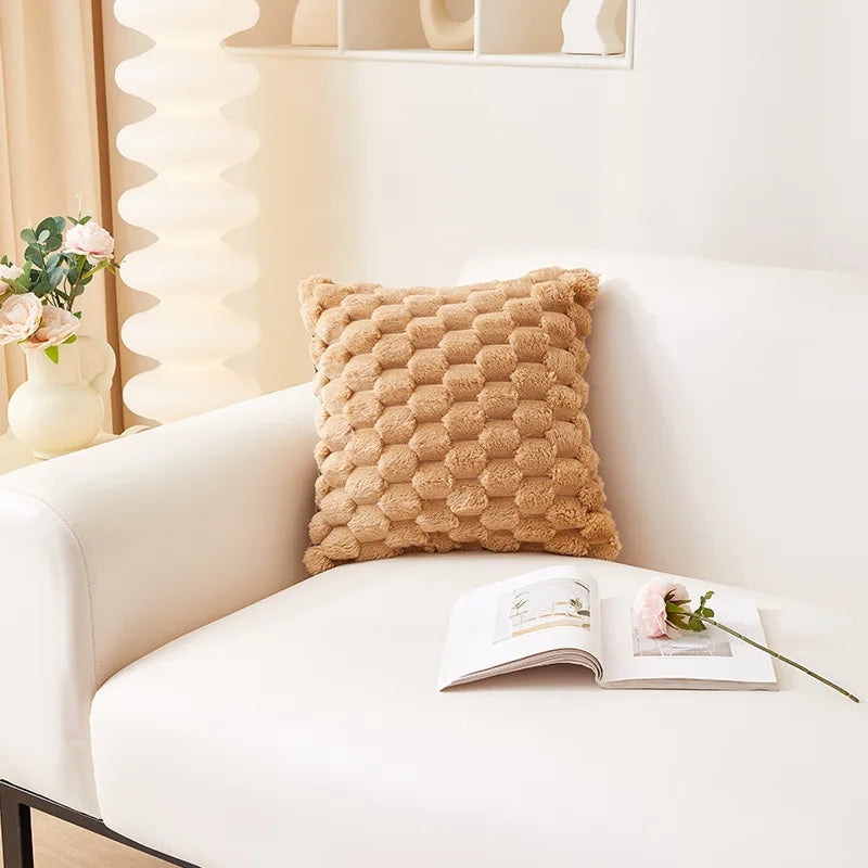 coussin décoratif peluche blanc motif boules doux canapé lit chaise maison