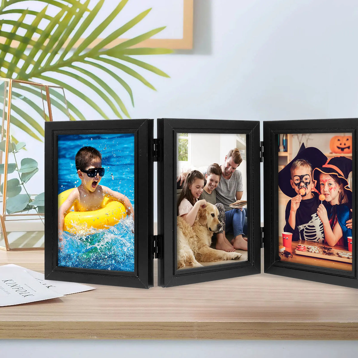 cadre photo pliable triple verre transparent charnières modernes noir bois clair minimaliste