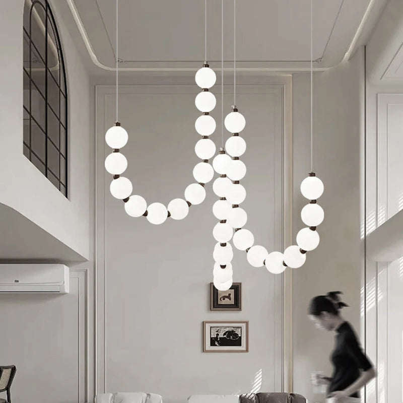 suspension lumineuse blanches moderne chaînes fixées support inclusion chaînes moderne