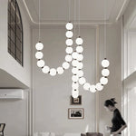 suspension lumineuse blanches moderne chaînes fixées support inclusion chaînes moderne