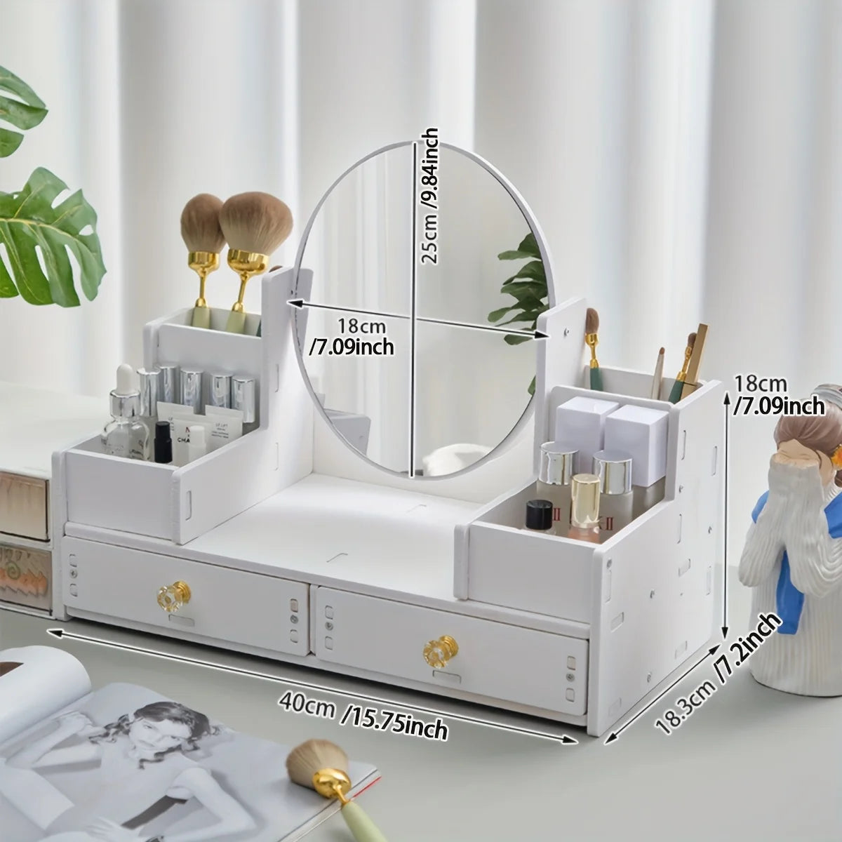 boîte maquillage blanc minimaliste miroir compartiments poignées dorées cosmétiques rangement