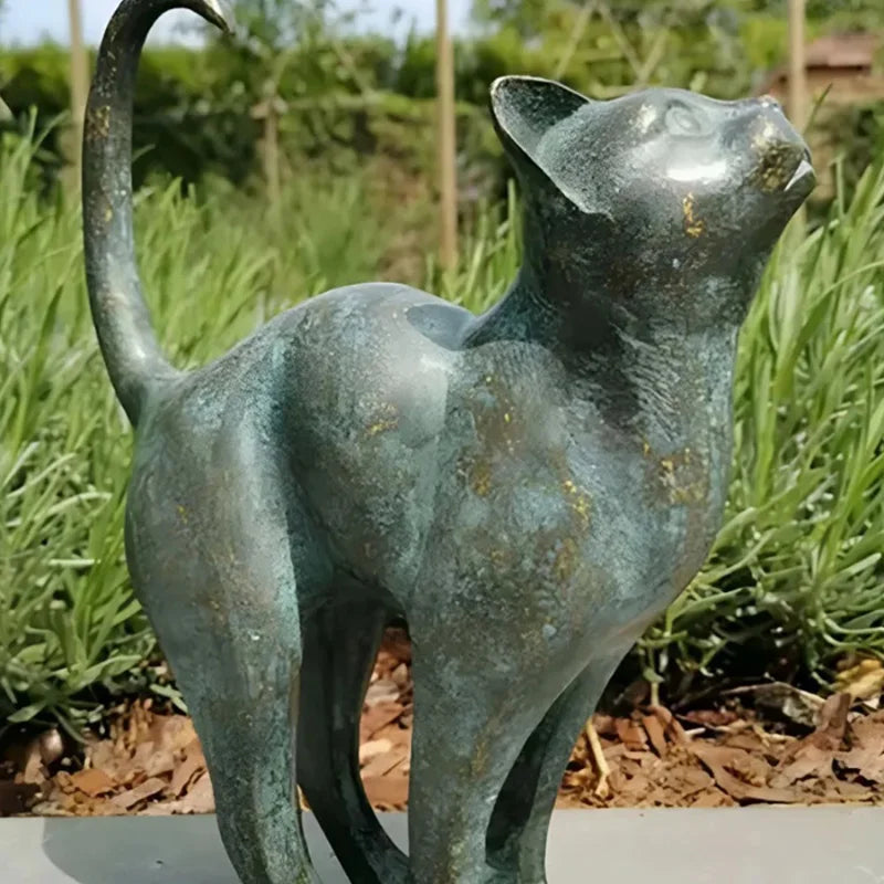 statue chat papillon bronze vert marron extérieur jardin decoratif resine aspect patine texturéextérieur