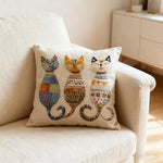 housse coussin bohème trois chats stylisés fond beige texturé coton polyester multicolore deco maison