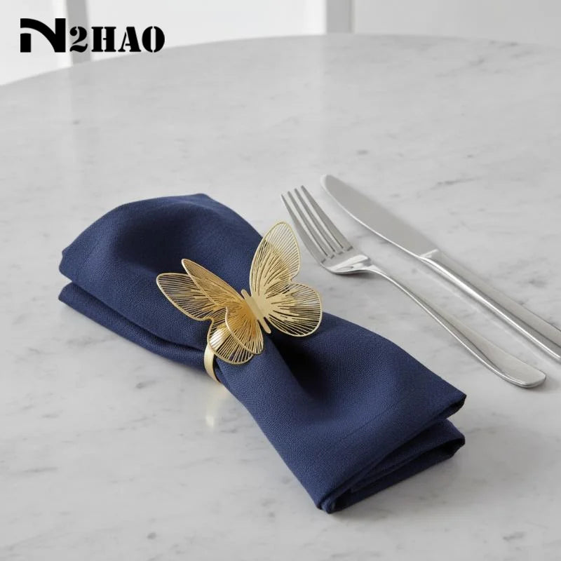 porte serviettes papillon ajouré velours ornement élégant décoration table serviettes assiettes couverts fourchette couteau