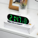 horloge numérique moderne écran led blanc noir vert compact rechargeable alarmes snooze acoustic control