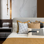 taies d'oreiller carrées tartan tissu chenille beige noir blanc décoratives modernes