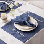 serviettes table lin beige bleu marine points décoratifs bordure brodée classique rustiqueDecorationMaisonResto