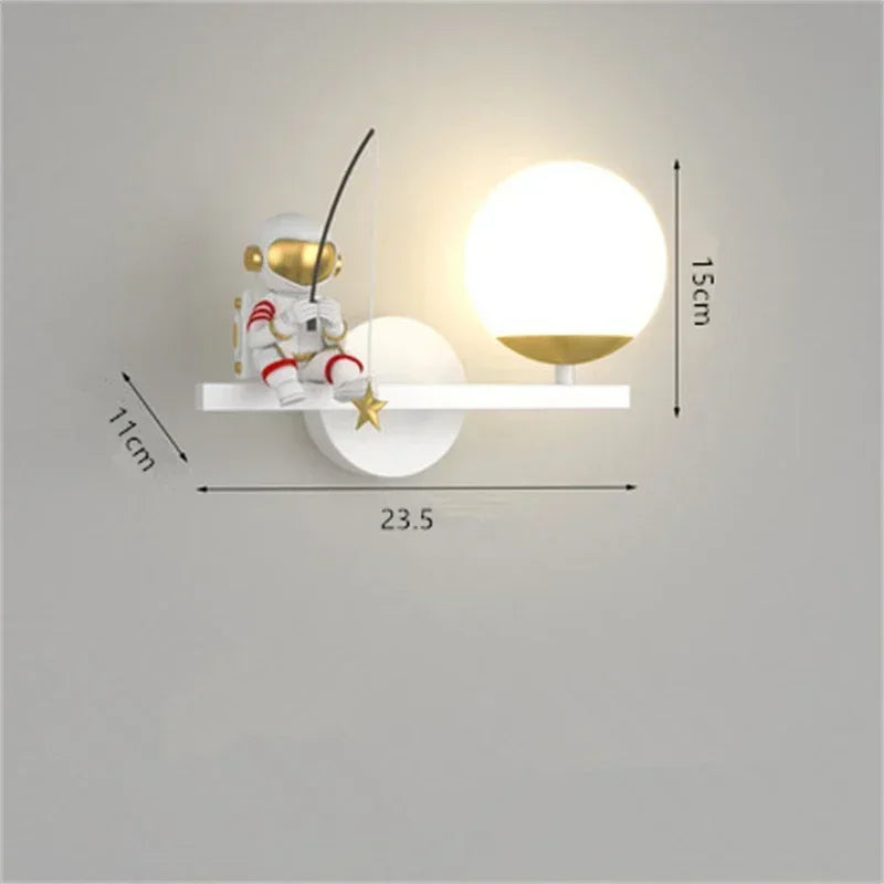 applique murale moderne astronaute étoile dorée noir blanc led chambre enfants