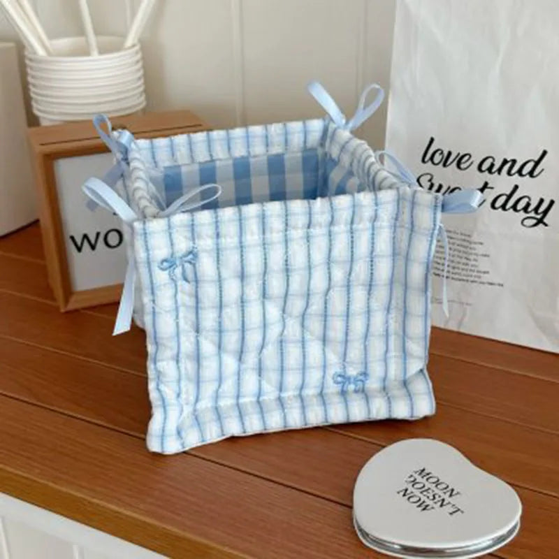 panier rangement tissu bleu clair rayures horizontales classique réutilisable rangement cosmétiques décoration