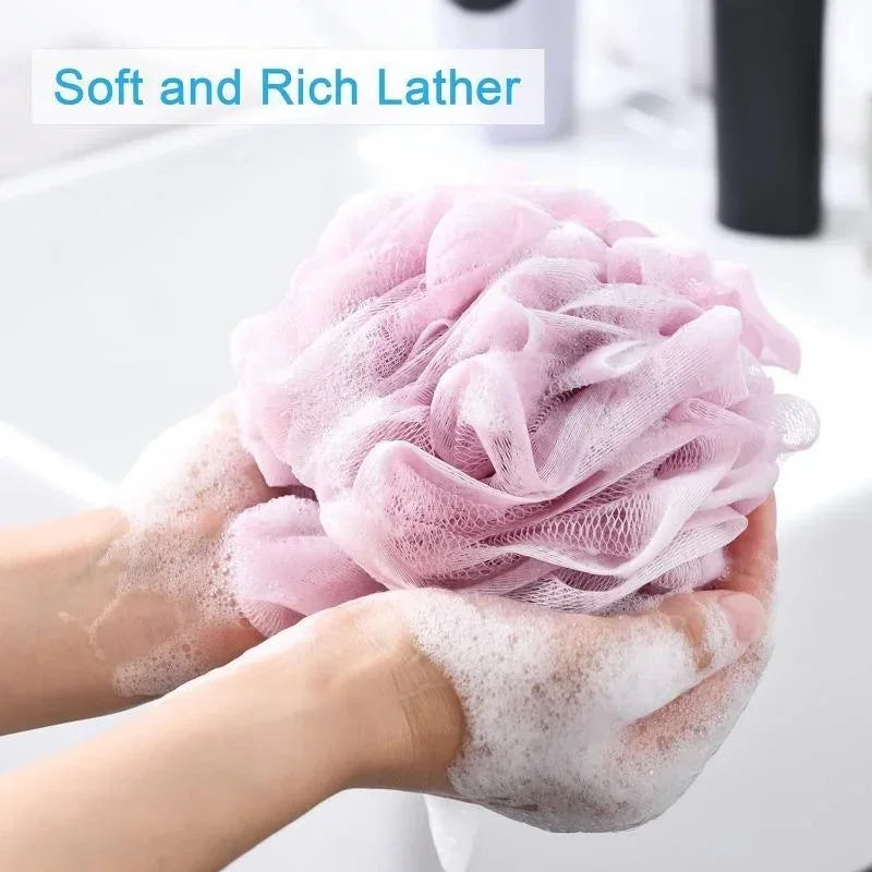 boule bain éponge nettoyage douce maille fine fluffy moderne rose clair vert anneaux noirs