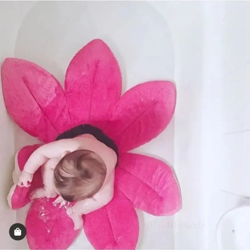 coussin bain fleur doux bébé jaune vert rose marron antislip sécurité baignoire 36 mois