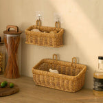 panier suspendu tressé osier rustique beige blanc orange rouge pommes fleurs décoration farmhouse